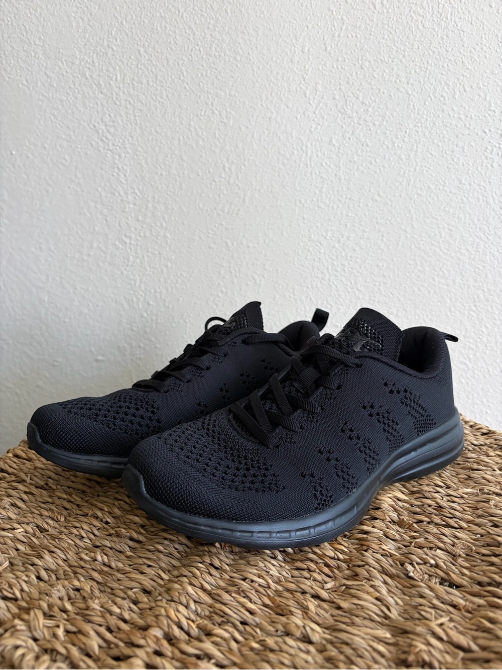 APL Techloom Pro Black